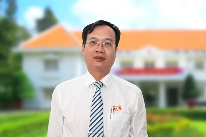 Chân dung Chủ tịch UBND tỉnh Vĩnh Long Trần Trí Quang